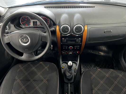 Lada (ВАЗ) Largus Luxe (5 мест), 2018 года, пробег 185000 км