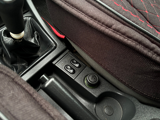 Lada (ВАЗ) Priora, 2012 года, пробег 195223 км