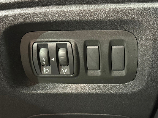 Renault Kaptur Life, 2018 года, пробег 140000 км