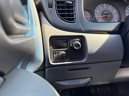 Nissan Almera Classic, 2012 года, пробег 171171 км