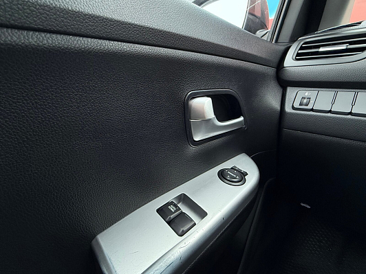 Kia Rio Comfort, 2013 года, пробег 116000 км