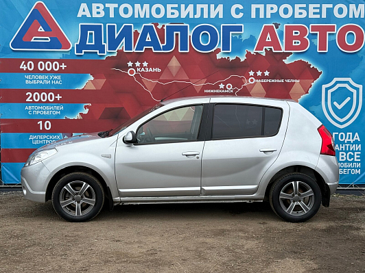 Renault Sandero Expression, 2014 года, пробег 134000 км