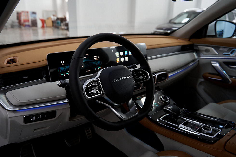 JETOUR X70+ Комфорт, бежевый