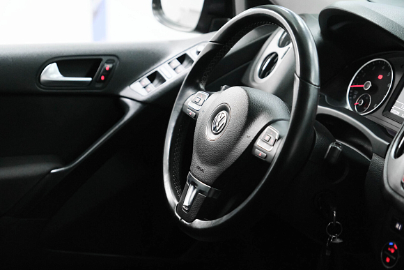 Volkswagen Tiguan CLUB, 2015 года, пробег 137000 км