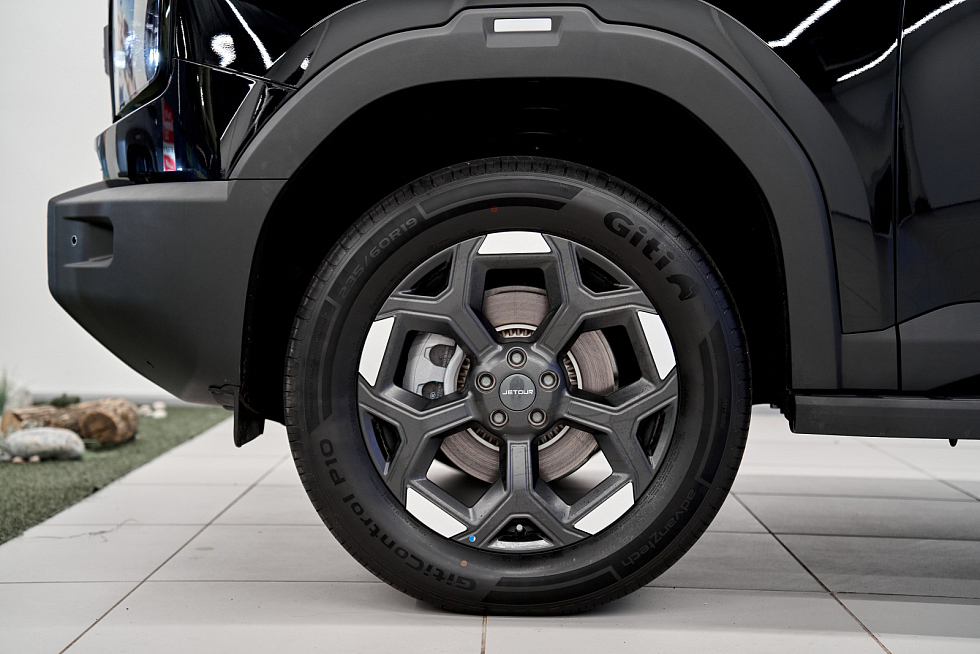 JETOUR T1 Luxury, черный