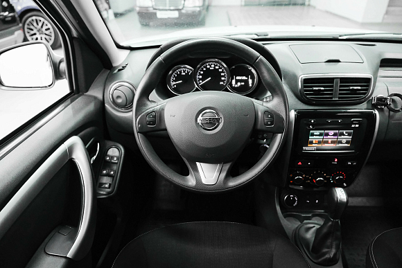 Nissan Terrano Elegance, 2021 года, пробег 100100 км