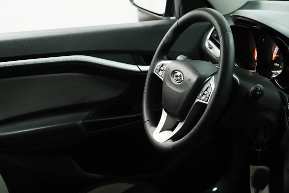 Lada (ВАЗ) Vesta Comfort, 2019 года, пробег 53000 км