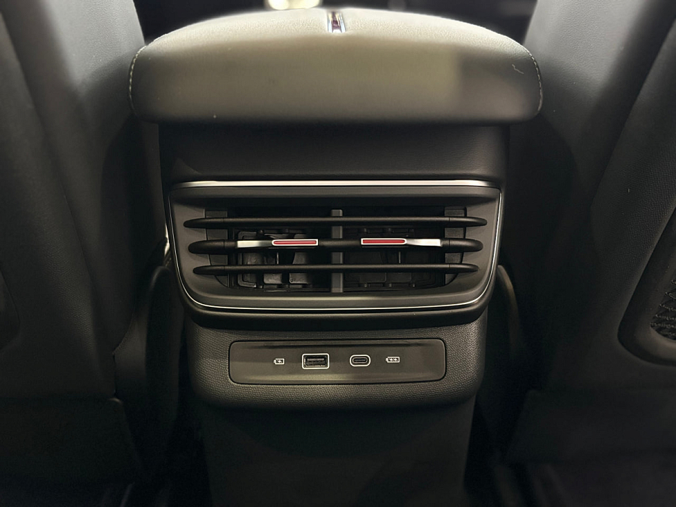 Hongqi HS3 Делюкс, черный