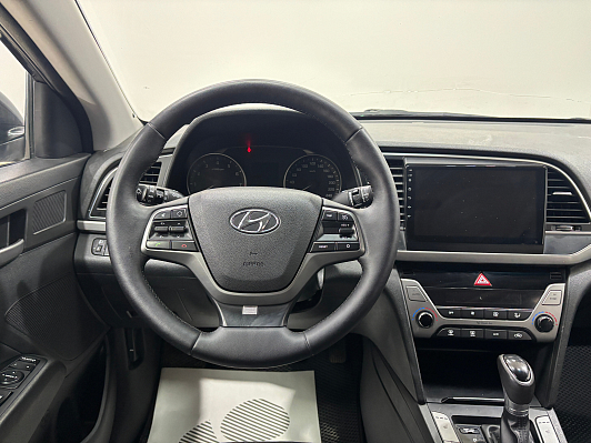 Hyundai Elantra Comfort + Style + High-Tech, 2016 года, пробег 193268 км