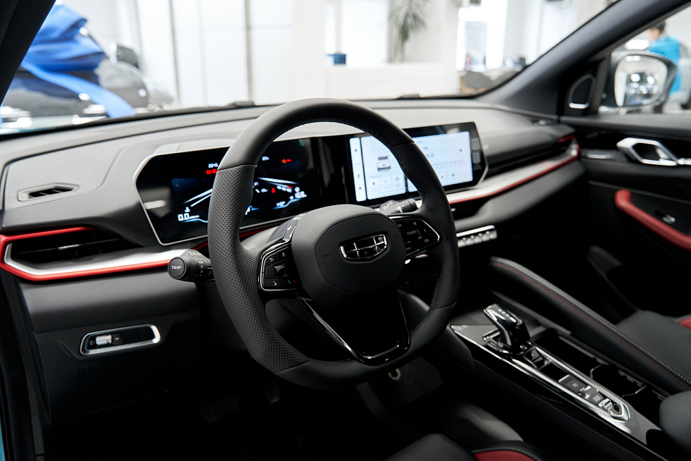 Geely Coolray Flagship, голубой