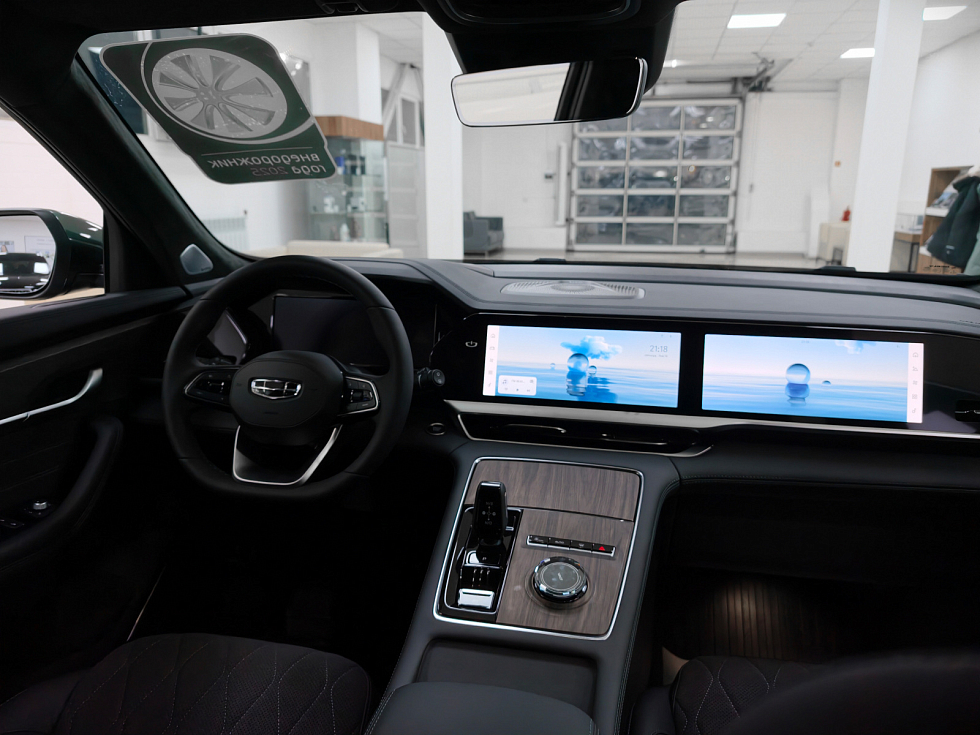 Geely Monjaro Flagship SE, зеленый