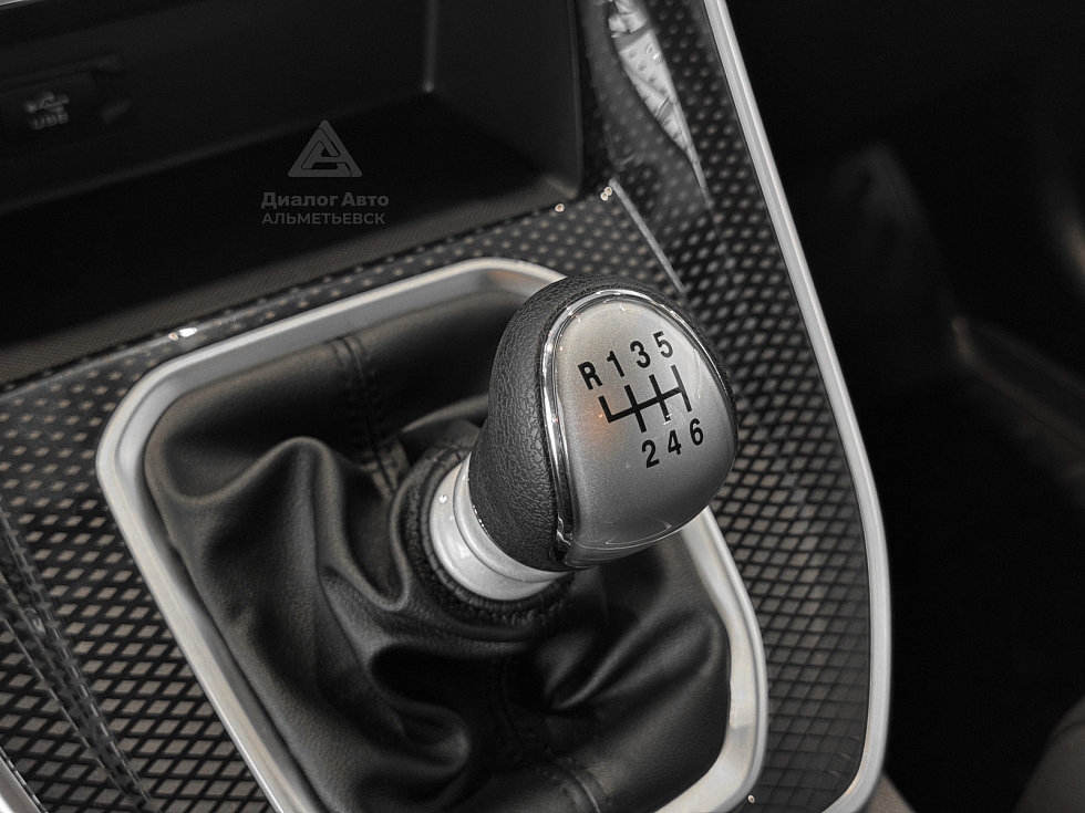 Haval M6 Старт, серебряный