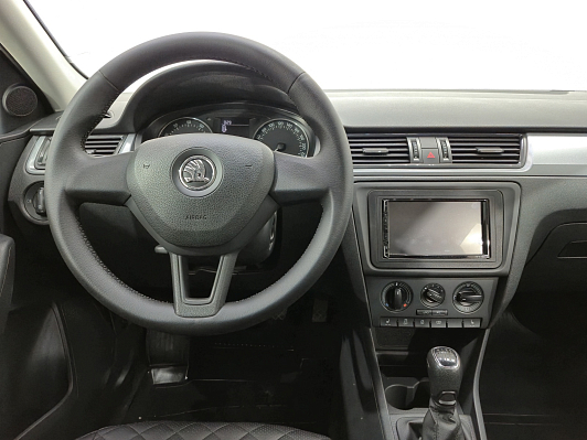 Skoda Rapid Hockey Edition Active, 2017 года, пробег 132059 км