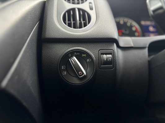 Volkswagen Tiguan Adventure, 2012 года, пробег 216200 км
