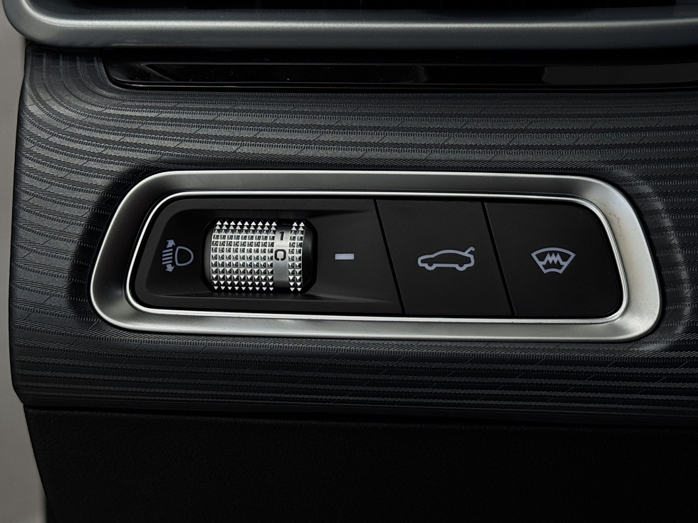 Geely Emgrand Luxury, бежевый
