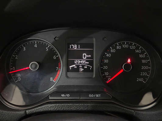 Volkswagen Polo Highline 15-18, 2017 года, пробег 123450 км