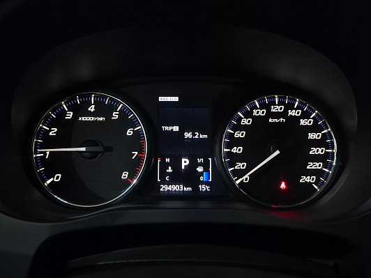 Mitsubishi Outlander Intense, 2016 года, пробег 294901 км