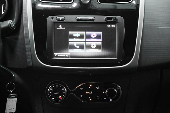 Renault Logan Stepway Drive, 2020 года, пробег 82719 км