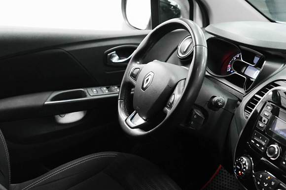 Renault Kaptur Drive, 2019 года, пробег 139000 км