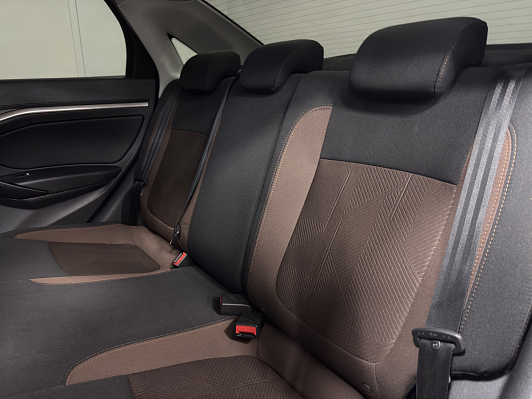 Lada (ВАЗ) Vesta Luxe, 2019 года, пробег 92500 км