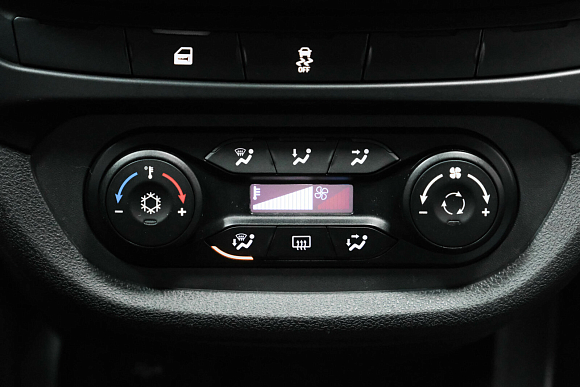 Lada (ВАЗ) Vesta Classic Start, 2016 года, пробег 98000 км