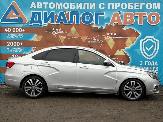 Lada (ВАЗ) Vesta Comfort, 2017 года, пробег 136000 км