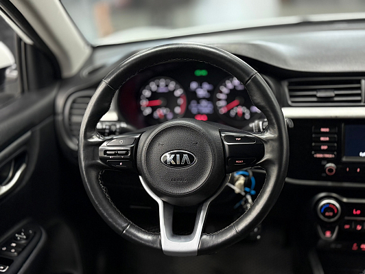 Kia Rio Luxe, 2019 года, пробег 197895 км