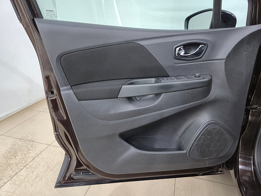Renault Kaptur Style, 2017 года, пробег 78942 км