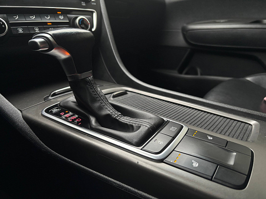 Kia K5, 2019 года, пробег 177933 км