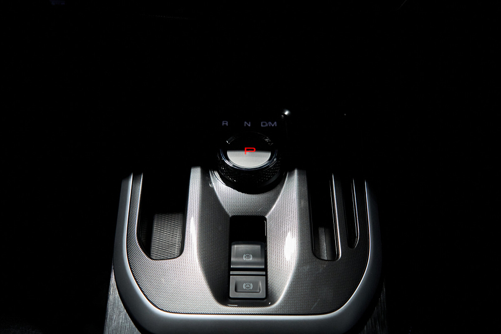 Haval Jolion Комфорт, красный