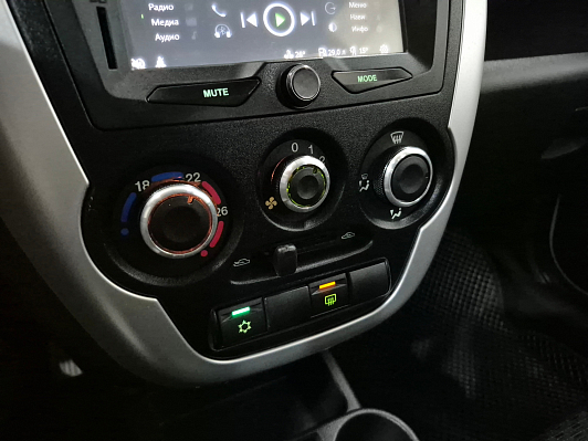 Lada (ВАЗ) Granta Comfort Optima Multimedia Glonass 21917-51-00C, 2015 года, пробег 136134 км