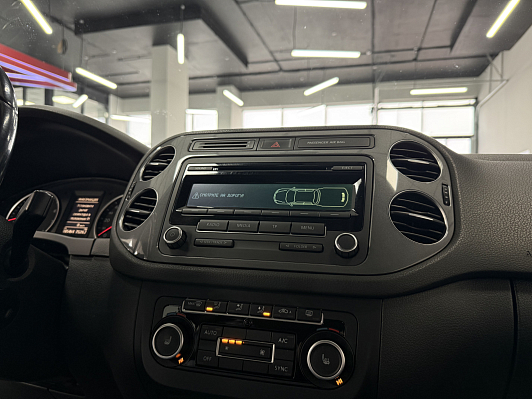 Volkswagen Tiguan Avenue, 2013 года, пробег 185462 км