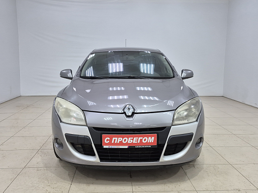 Renault Megane, 2010 года, пробег 235128 км