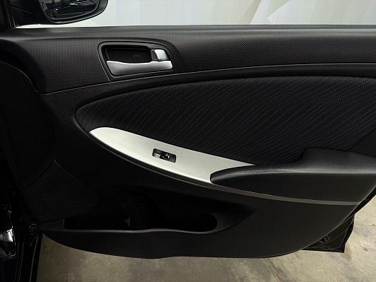 Hyundai Solaris Elegance, 2016 года, пробег 174430 км