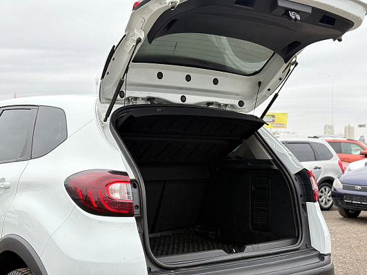 Renault Kaptur Drive, 2017 года, пробег 140541 км