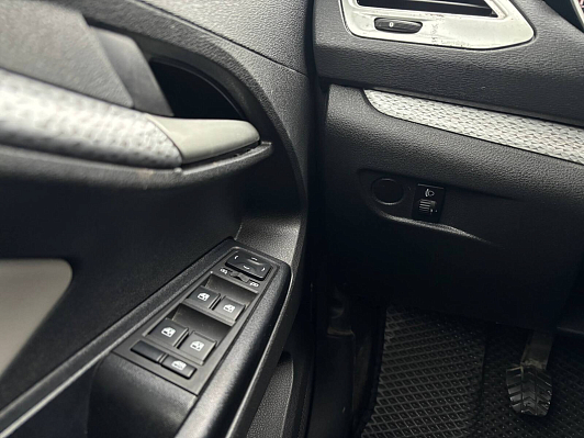 Lada (ВАЗ) Vesta Luxe Multimedia (2017-2019), 2020 года, пробег 91657 км