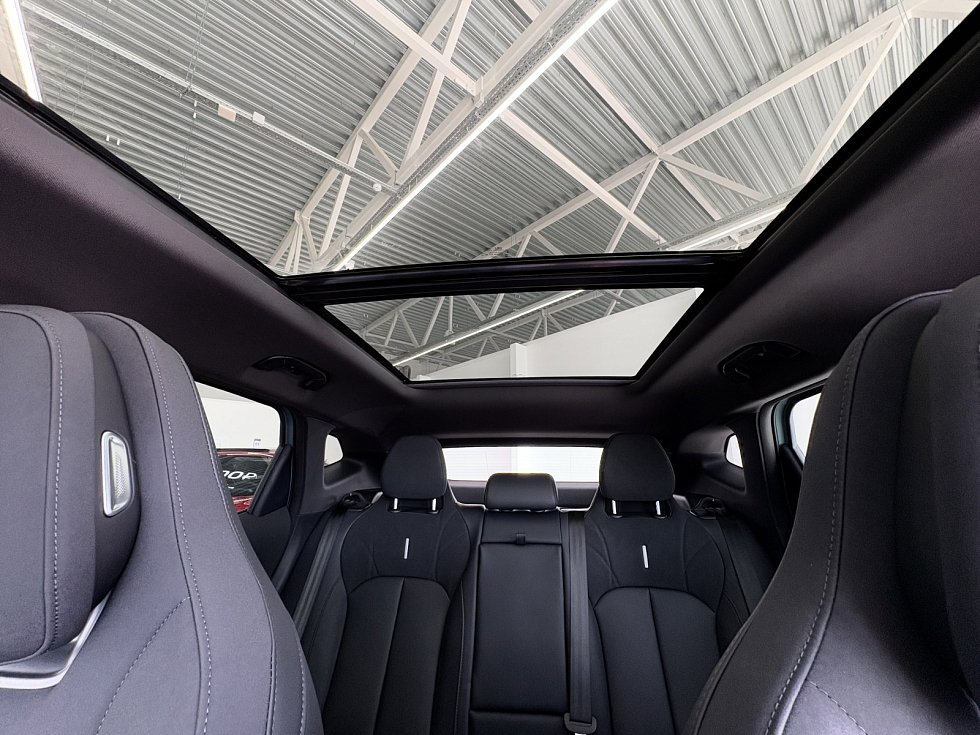 Omoda C7 Supreme, зеленый