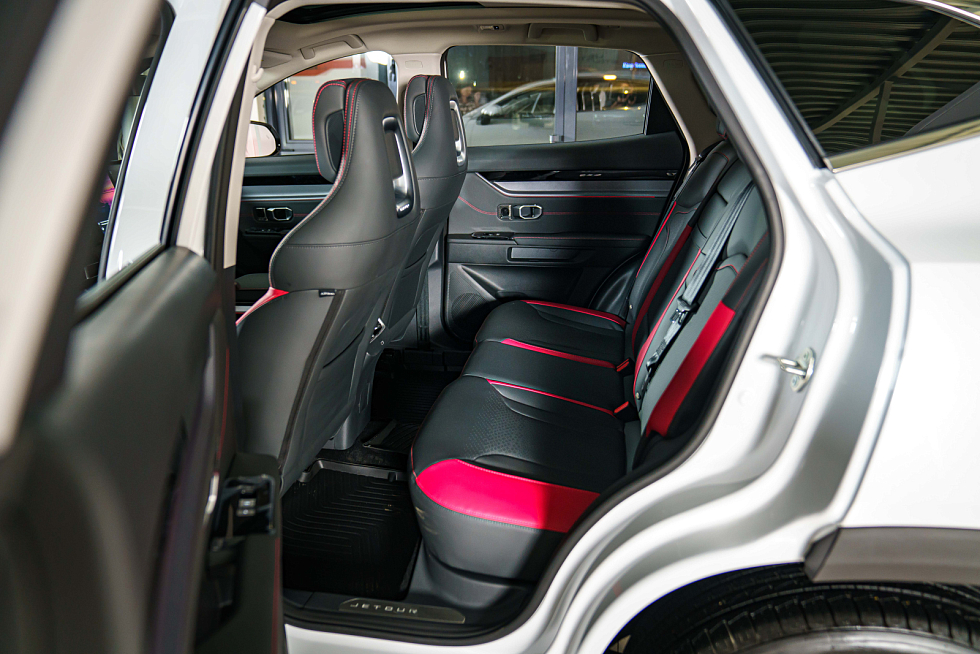 JETOUR DASHING Luxury, белый