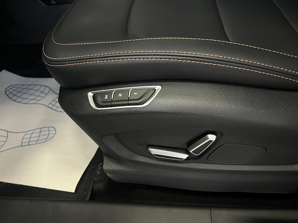 Geely Okavango Luxury, синий