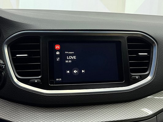 Lada (ВАЗ) Vesta, 2023 года, пробег 48175 км