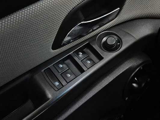 Chevrolet Cruze LS, 2012 года, пробег 203160 км