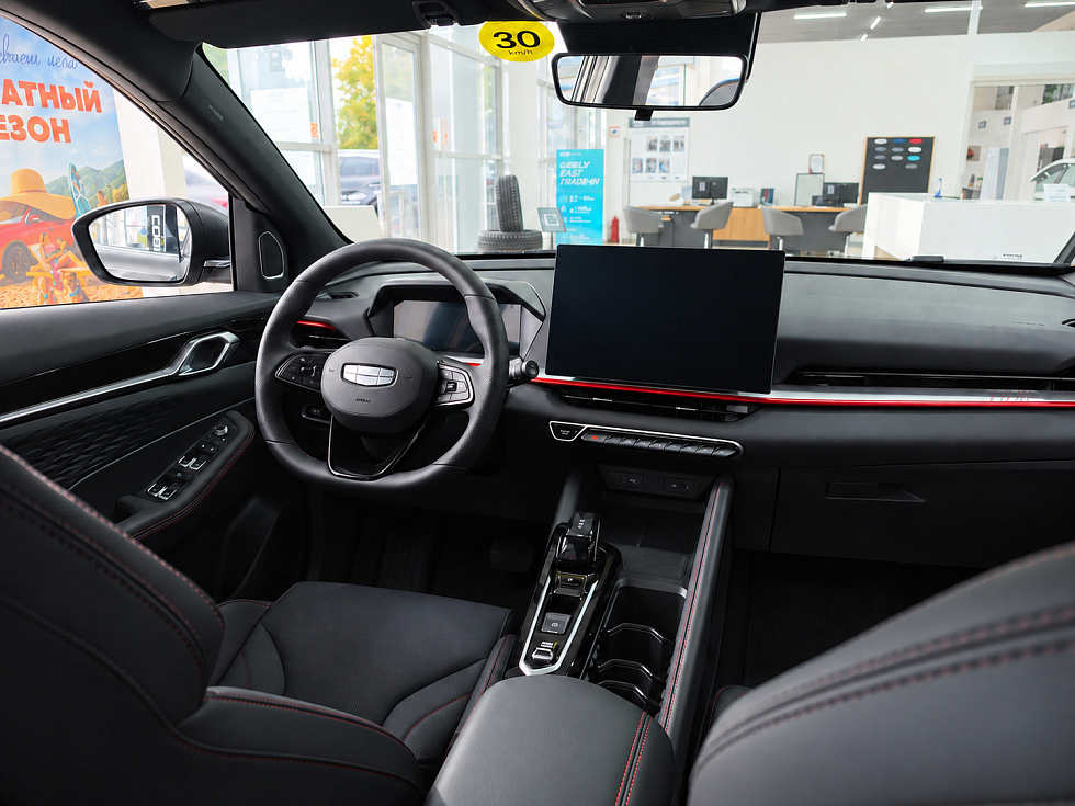 Geely Coolray Спорт, красный
