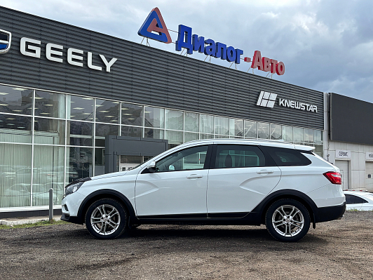 Lada (ВАЗ) Vesta Luxe, 2019 года, пробег 113000 км