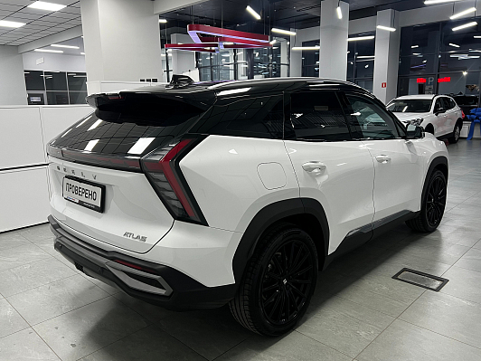 Geely Atlas Flagship, 2024 года, пробег 50930 км