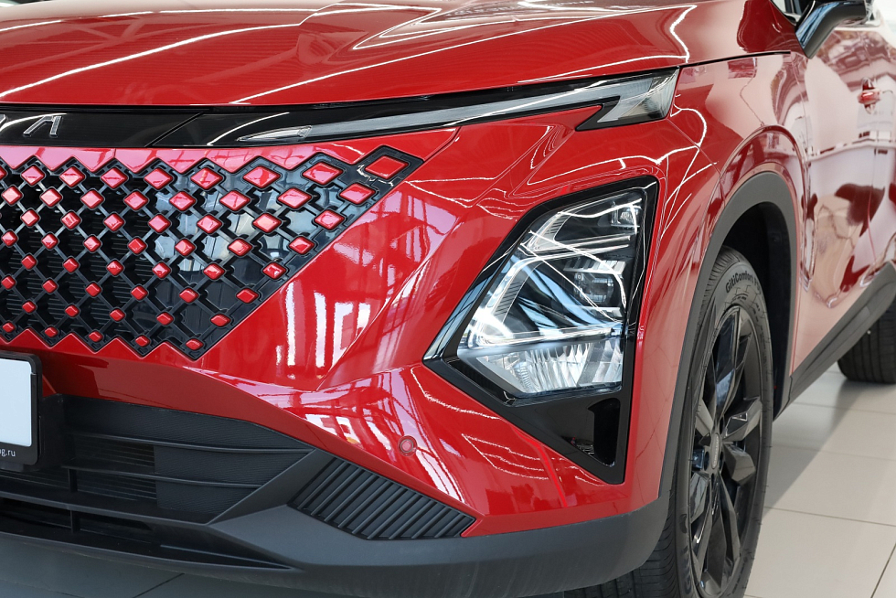 Omoda C5 Стиль (2024), красный
