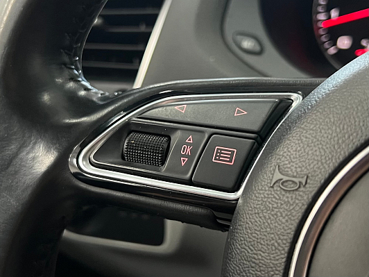 Audi Q3, 2011 года, пробег 203745 км