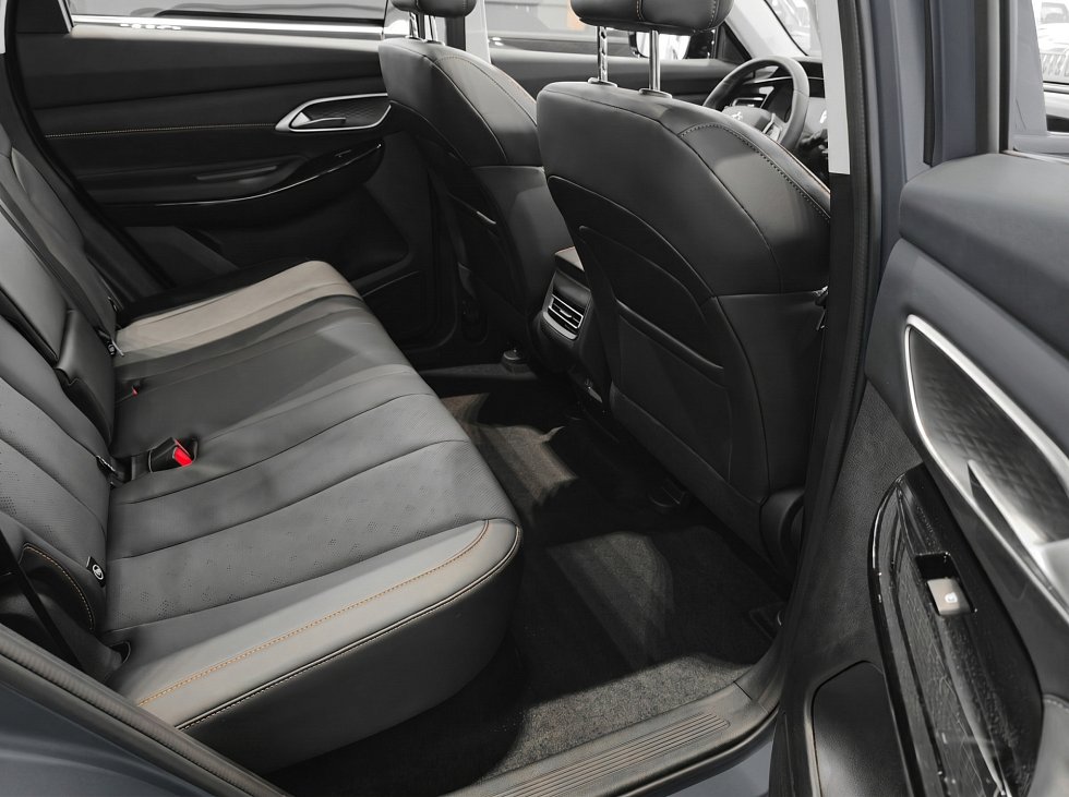 Changan CS75 Pro Комфорт 5 мест, серый