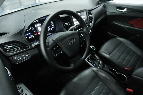 Hyundai Solaris Elegance + Prestige + Style, 2020 года, пробег 119612 км