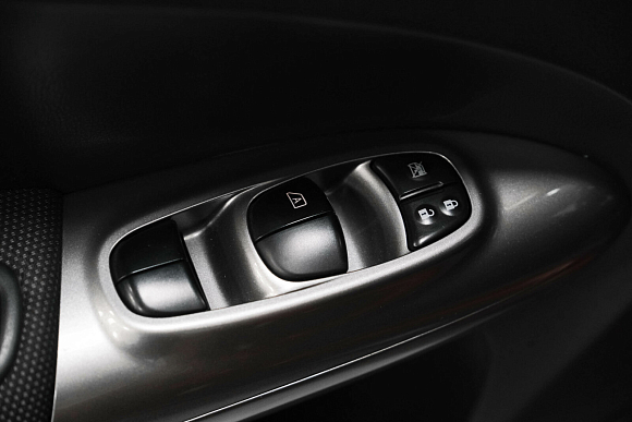 Nissan Juke SE, 2014 года, пробег 111635 км