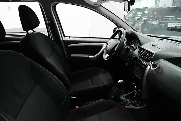 Nissan Terrano Elegance, 2021 года, пробег 100100 км